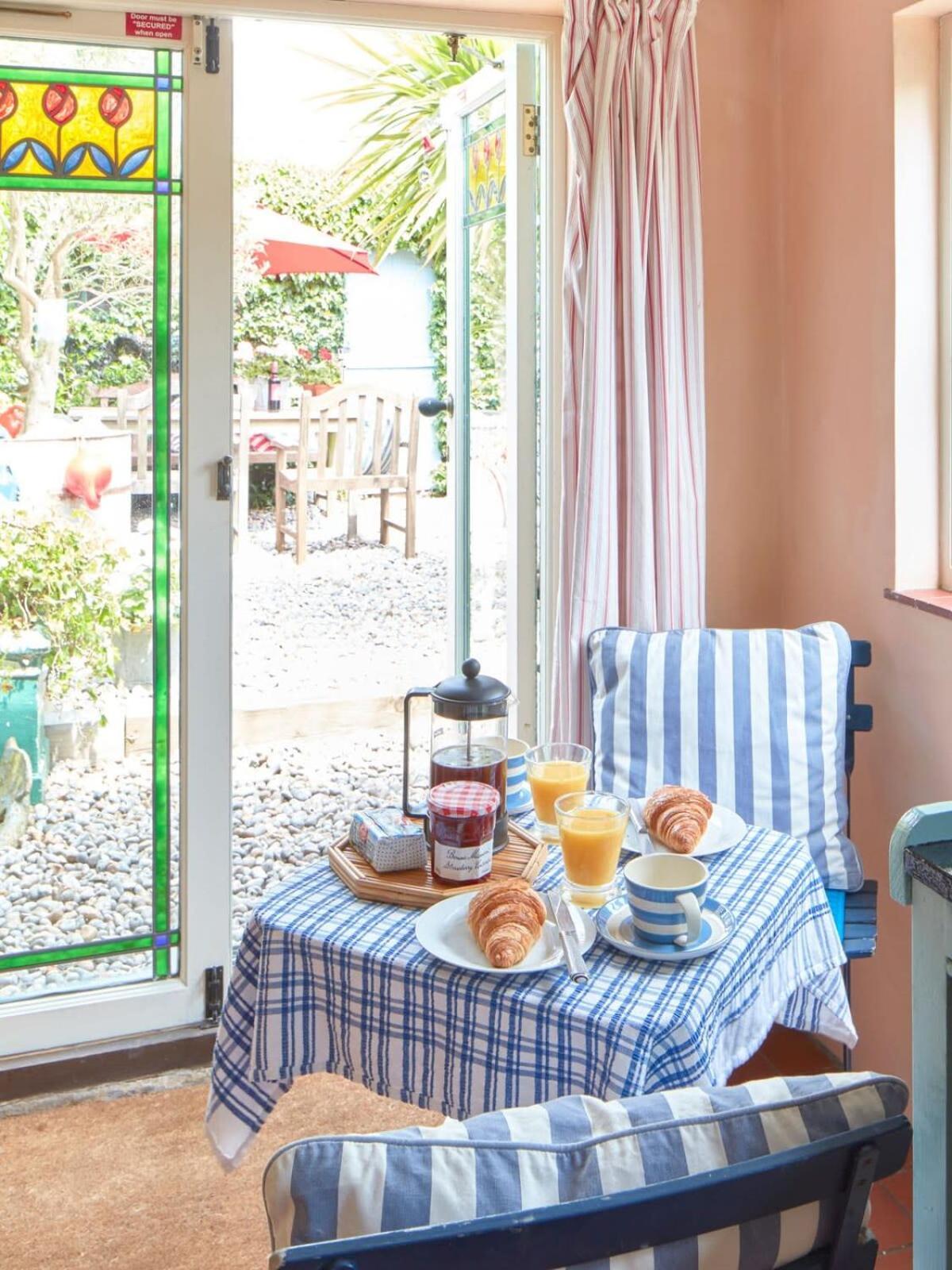 דיל Mariner'S Cottage - On Kingsdown Beach מראה חיצוני תמונה